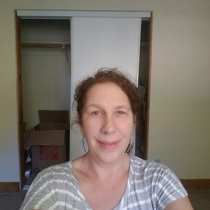 Meet your Posher, Angela